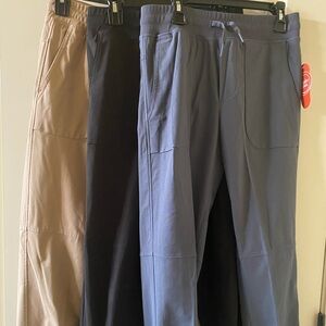 Wonder Nation Black and Blue Sweatpants & Joggers